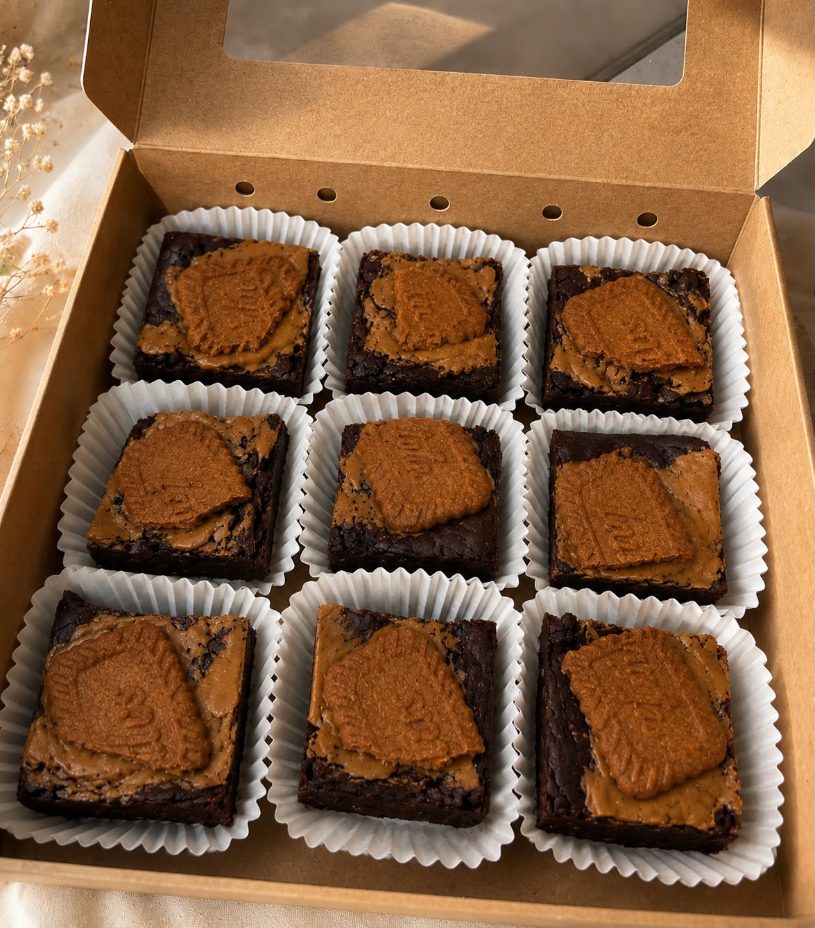 Nuts & Biscoff Brownies